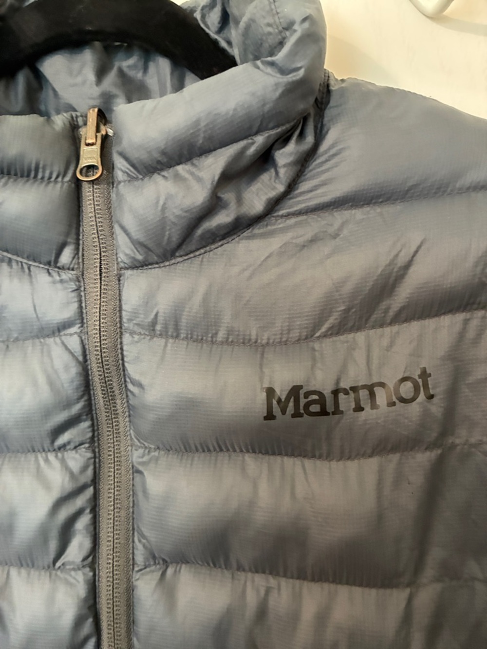 Marmot Women's Lightweight Puffer Jacket - Light Gray - Picture 6 of 6